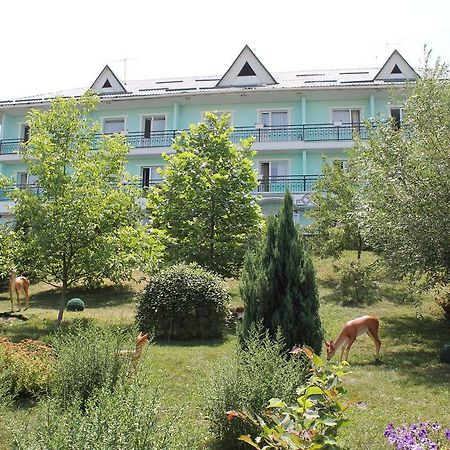Green Hotel Almatý Exterior foto